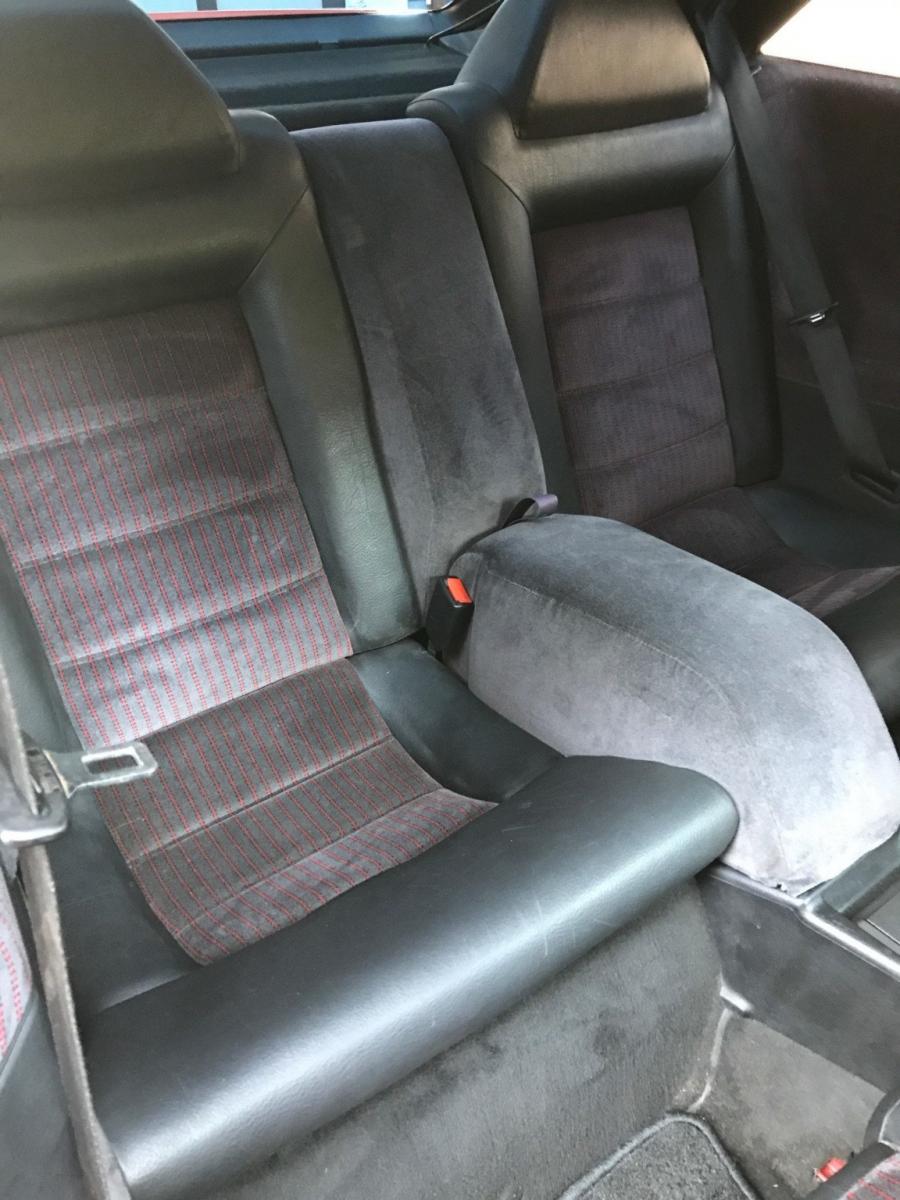 Интерьер Volkswagen Corrado 16V 1990 года  (фото 33 из 37)